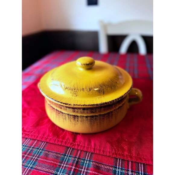 De Silva covered casserole dish - Picture 2 of 10